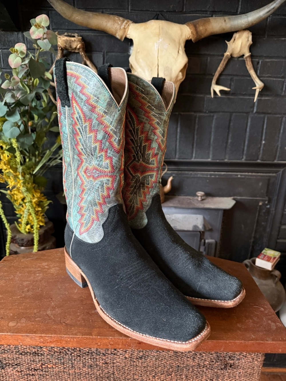 Ariat Futurity Black Suede Boots